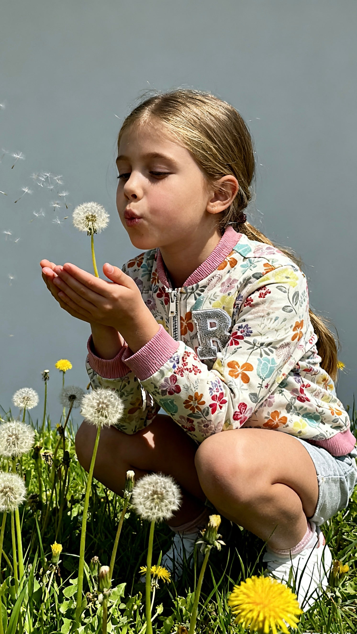 Girls' floral print pink-trimmed bomber jacket-1